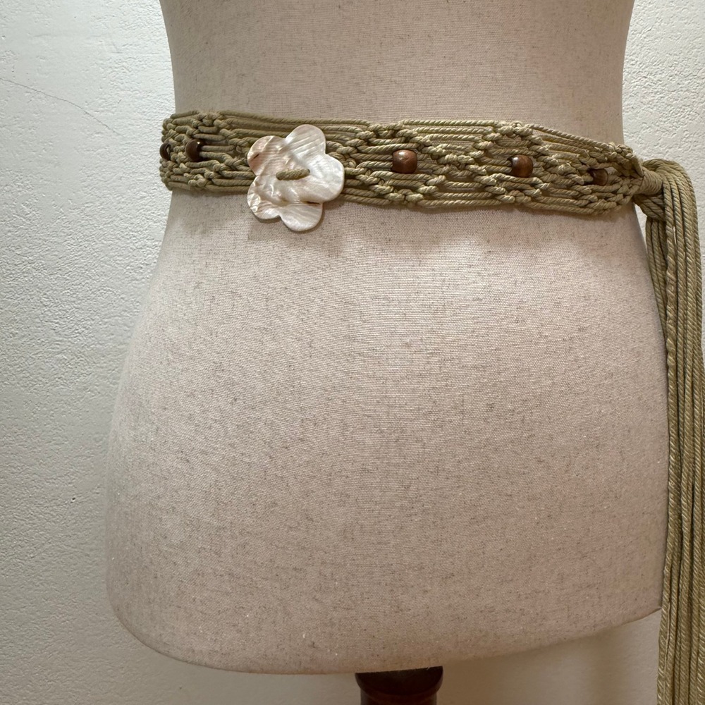 Bohemian Earthy Granola Macrame Shell Artisan Hippie Festival Belt Size M/L